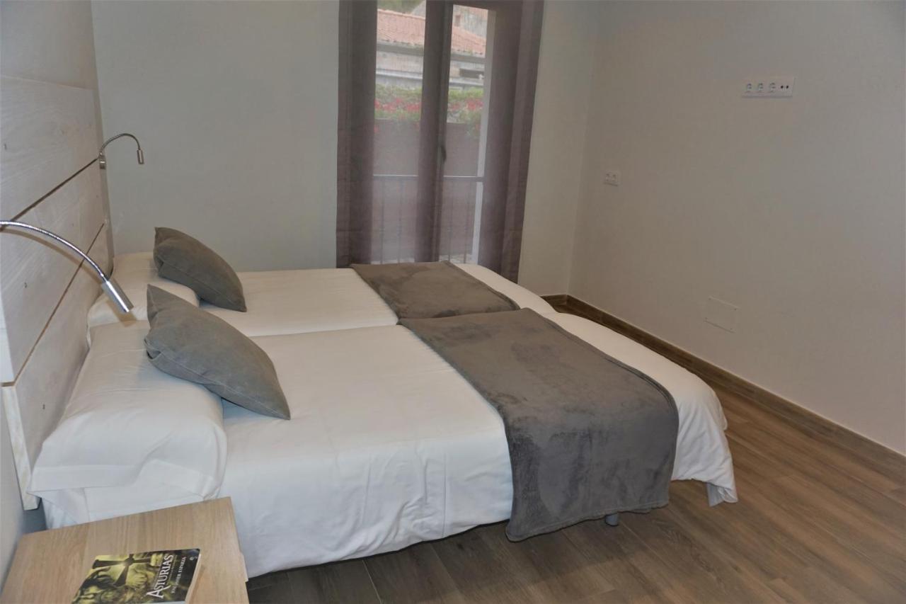 Apartamentos La Playina Llanes Bagian luar foto
