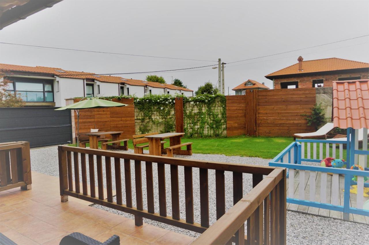 Apartamentos La Playina Llanes Bagian luar foto