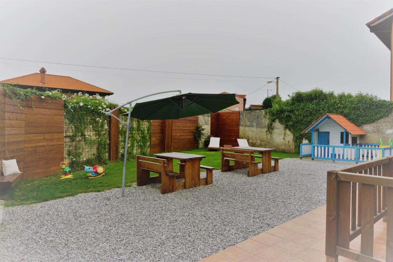 Apartamentos La Playina Llanes Bagian luar foto